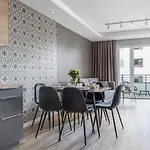 Premium Apartments New Town Private Parking Included
