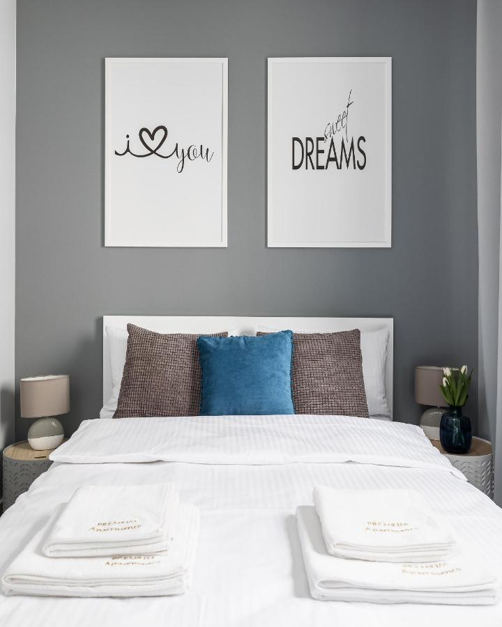 Premium New Town Private Parking Included Apartament *