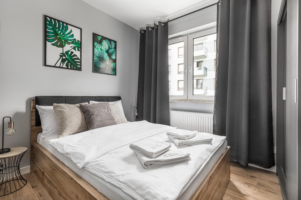 Premium New Town Private Parking Included Apartment