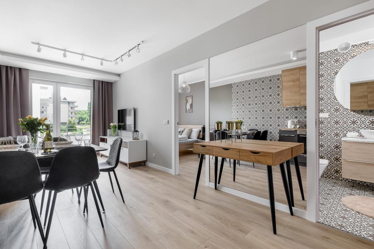 Apartament Premium New Town Private Parking Included *
